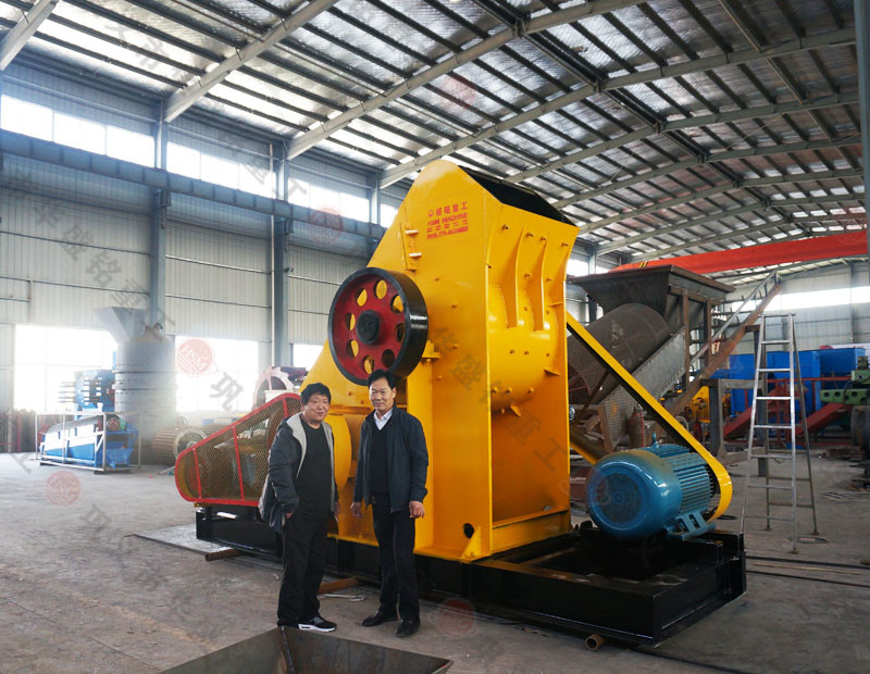 大型煤廠用雙級粉碎機合適嗎？為什么